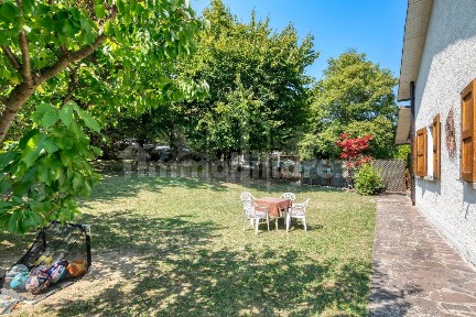 Villa bifamiliare via Landa 106, Monte San Pietro