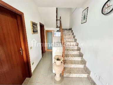 Imola, Sesto Imolese - Porz. di Casa con giardino