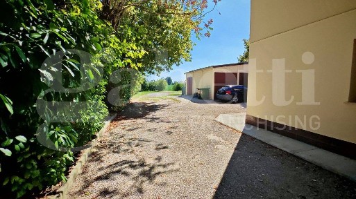 San Giovanni in Persiceto, Via Budrie, 41