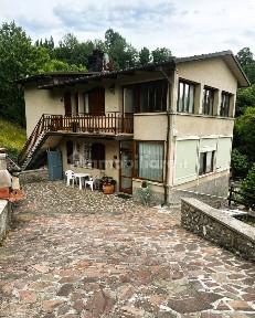 Appartamento in villa via Vasellara Alta 3, Centro, Monghidoro