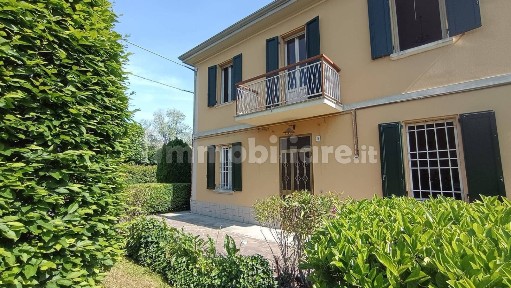 Villa unifamiliare, buono stato, 156 m², Centro, San Giovanni in Persiceto
