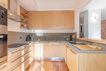 Villa bifamiliare, ottimo stato, 253 m², Saragozza fuori Porta, Bologna