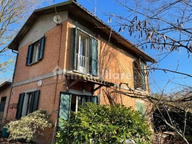 Casalecchio di Reno, Via Rosa