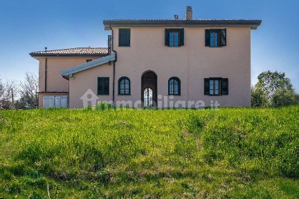 Villa unifamiliare, ottimo stato, 400 m², Castel San Pietro Terme
