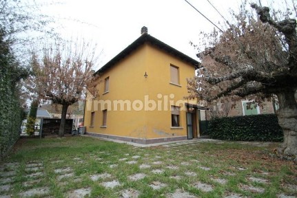 Villa unifamiliare via Stiore, Acquafredda, Valsamoggia