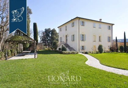 Villa unifamiliare, buono stato, 1050 m², Dozza