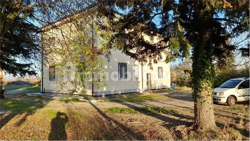 Villa bifamiliare via Sverginesca, Crevalcore