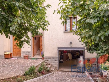 Villa bifamiliare, buono stato, 250 m², Castel di Casio