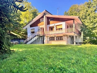 Villa unifamiliare via Don G. Tabellini, Lizzano in Belvedere