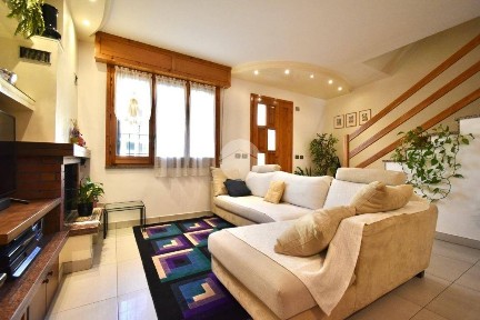 Villa a schiera via San Bartolo, Santarcangelo, Santarcangelo di Romagna