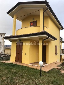 Villa a schiera via Poggio di Sotto, Albereto, Montescudo - Montecolombo