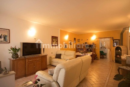 Montefiore Conca, Via Serra Sopra
