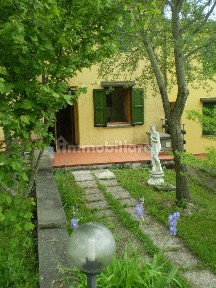 Villa a schiera via Le Balze, 5, Casteldelci