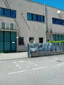 Capannone in Vendita
