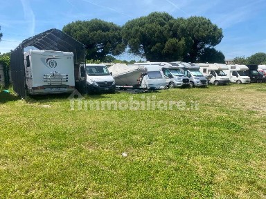 Capannone in Vendita