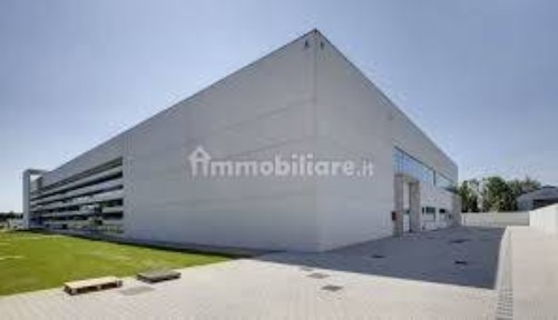 Agrate Brianza, Viale delle Industrie