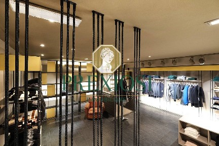 Locale commerciale in Affitto