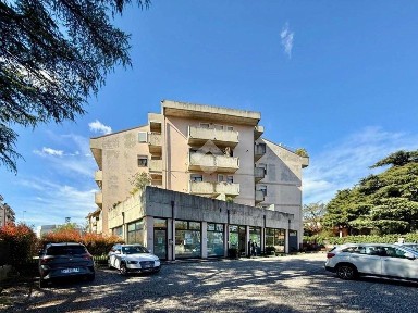Verona, Borgo Nuovo - Navigatori, Via Luigi Galvani, 123