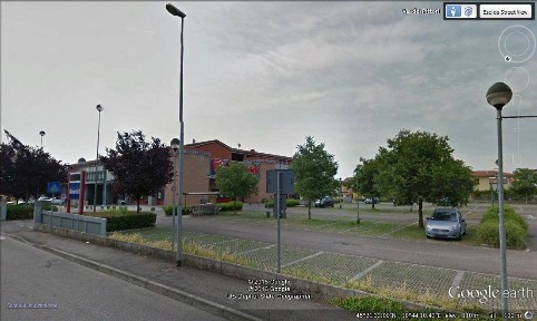 Locale commerciale in Affitto
