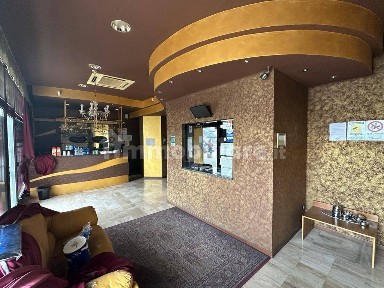 Locale commerciale in Affitto