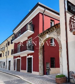 Locale commerciale in Affitto