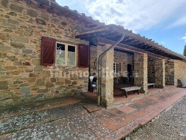 Rustico 350 m², Centro, Monte San Savino