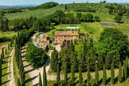 Casale frazione Pieve Vecchia 35, Centro, Foiano della Chiana