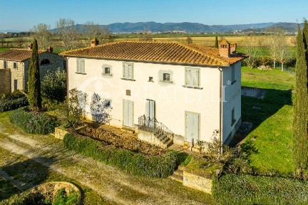 Casale Case Sparse Burcinella 10, Fratta Santa Caterina, Cortona