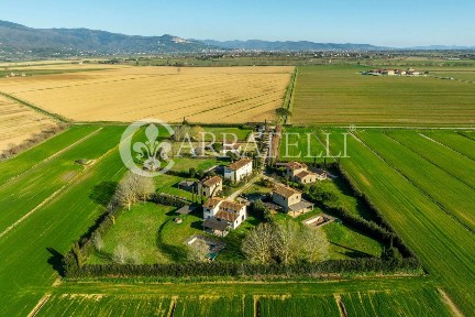 Casale Case Sparse Burcinela 10, Fratta Santa Caterina, Cortona