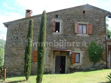 Casale via di Bicciano 17, Talla