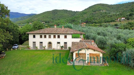 Casa colonica via della Badia, Loro Ciuffenna
