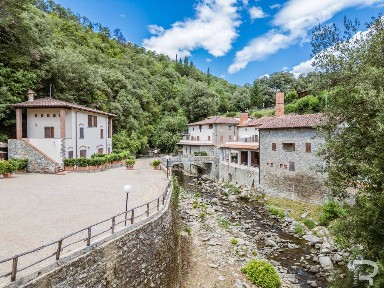 Rustico via d'Oliveto, Loro Ciuffenna
