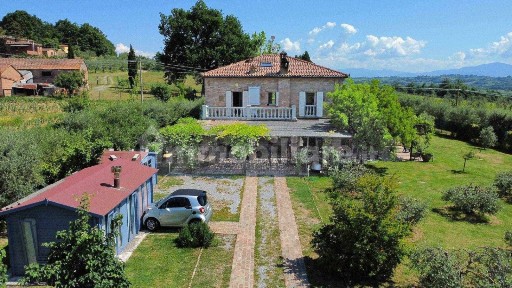 Rustico via del Rosario, Lucignano