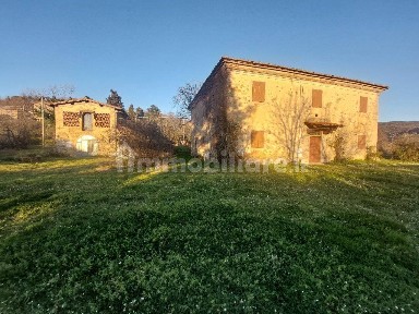 Casale via Mandri, Castelfranco Di Sopra, Castelfranco Piandisco