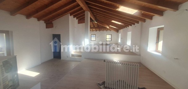 Loft via Pradello, Vertova
