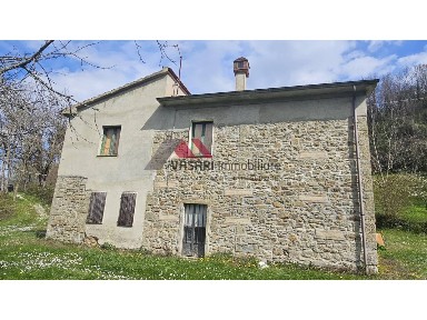 Casale Strada Provinciale di Chitignano, Chitignano