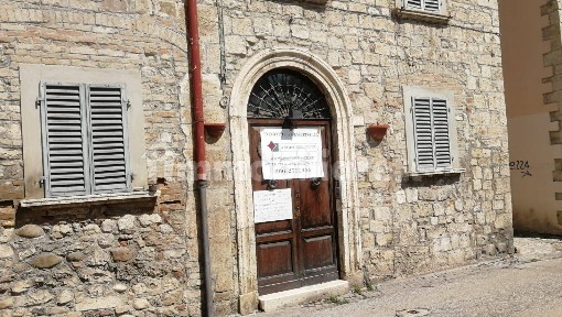 Capannone in Vendita