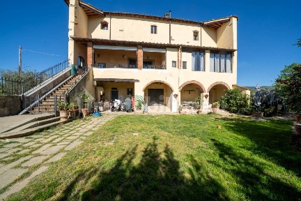 Castelfranco Piandisco, via san Miniato