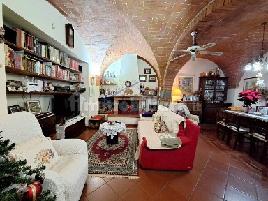 Casa colonica, ottimo stato, 280 m², Battifolle, Arezzo