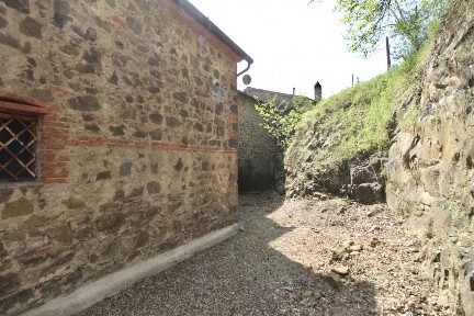 Casale, da ristrutturare, 400 m², Pietraviva, Bucine