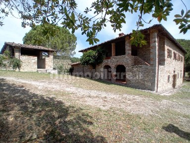 Casa colonica via Roma, Cavriglia Monastero, Cavriglia