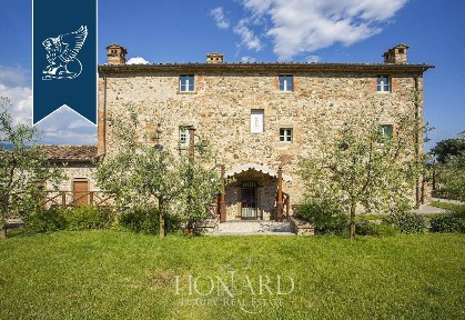 Casa colonica, ottimo stato, 360 m², Anghiari