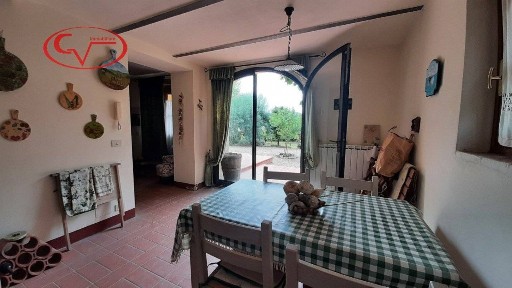 Casa colonica via Vecchia Aretina, Laterina, Laterina Pergine Valdarno
