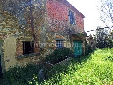 Cortona, Via Italia