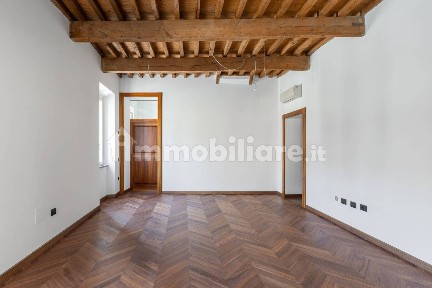 Bagnacavallo, Piazza della Libertà, 33