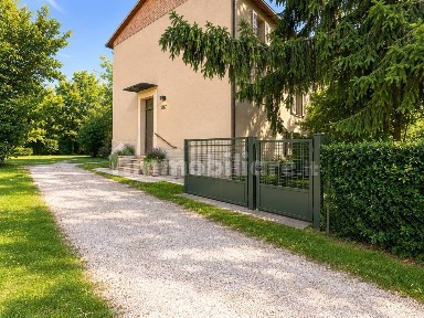 Cervia, Via Salara 107