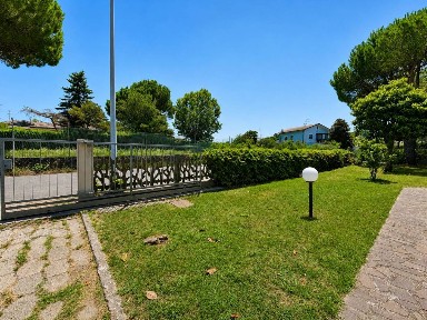 Cervia, Via Bova, 44