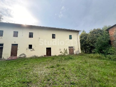 Rustico, da ristrutturare, 400 m², Pestello, Ginestra, Montevarchi