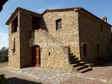 Casale via Senese Aretina, Monte San Savino