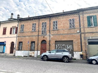 Terratetto plurifamiliare Circonvallazione San Gaetanino 221, Centro Storico, Ravenna